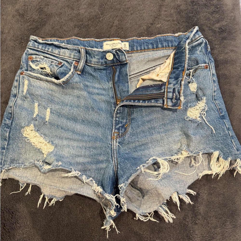 Abercrombie & Fitch Blue Distressed Jean Shorts Curve Love Mom size 30
